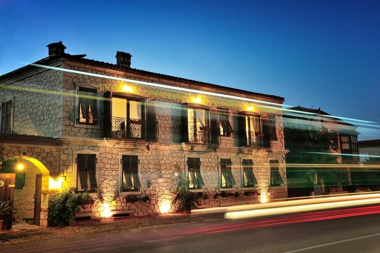 Alacati Koclu Konagi Hotel בית הארחה