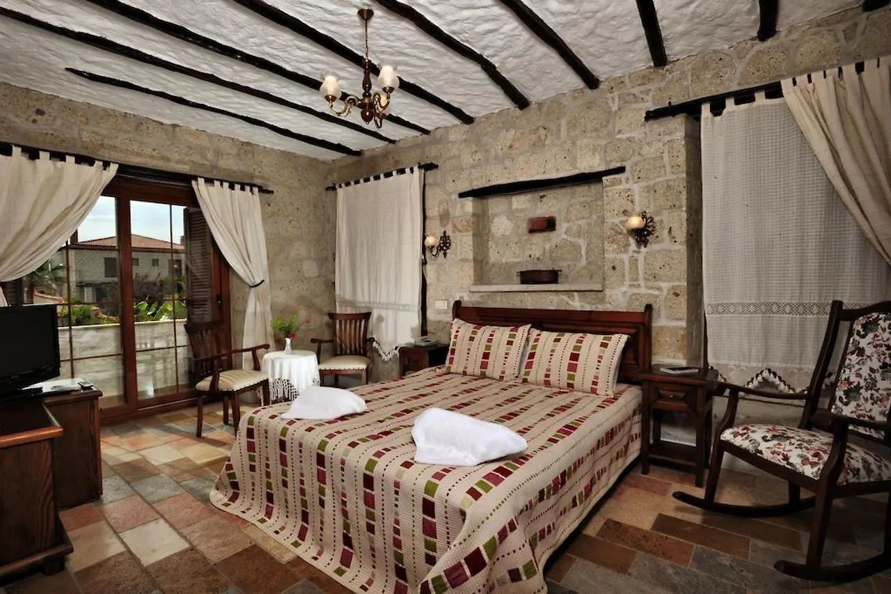 Alacati Koclu Konagi Hotel 2*,