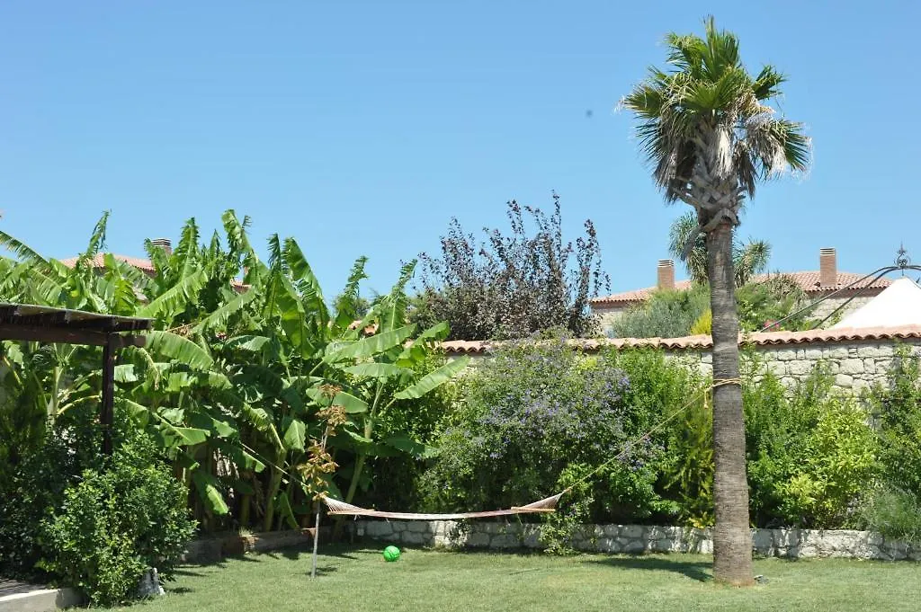 Alacati Koclu Konagi Hotel בית הארחה